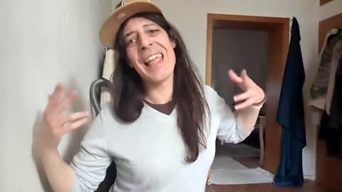 Betty Bellucci online show from 23, 10, 2025