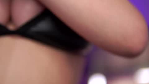 Snapshot of hotbustybabex chatting on 26, 9, 2025 Anais online show from 26, 9, 2025