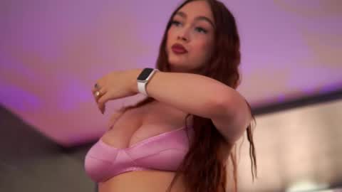 Snapshot of hotbustybabex chatting on 13, 10, 2025 Anais online show from 13, 10, 2025