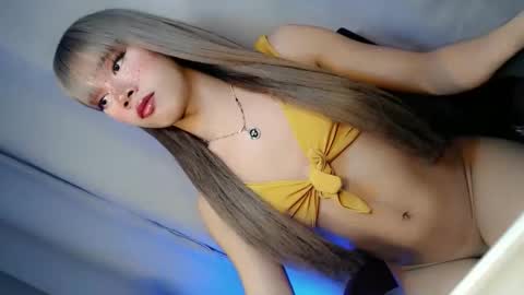 hotchescacummer online show from 12, 1, 2026