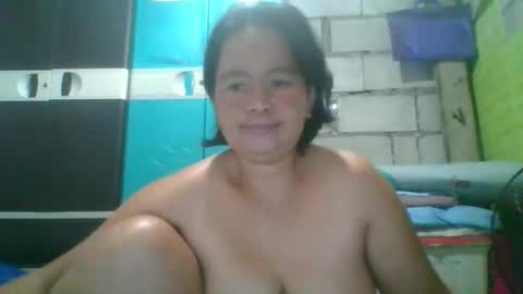 Snapshot of hotchicks4uxx chatting on 21, 2, 2026 hotchicks4uxx online show from 21, 2, 2026
