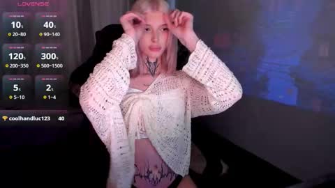 Snapshot of hotchubently chatting on 9, 9, 2025 hotchubently online show from 9, 9, 2025