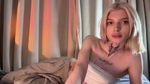 Snapshot of hotchubently chatting on 12, 9, 2025 hotchubently online show from 12, 9, 2025