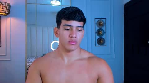 Hussain   aaron and Ekko online show from 23, 10, 2025