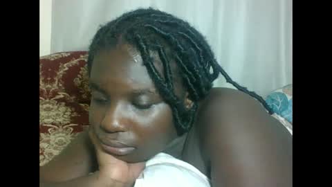 Snapshot of hotebbbyy chatting on 12, 10, 2025 EBBY online show from 12, 10, 2025