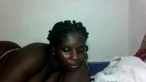 Snapshot of hotebbbyy chatting on 28, 10, 2025 EBBY online show from 28, 10, 2025