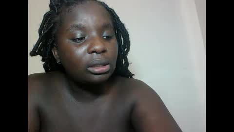 Snapshot of hotebbbyy chatting on 31, 10, 2025 EBBY online show from 31, 10, 2025