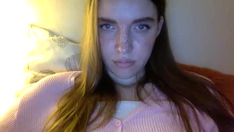 Snapshot of hoteffy chatting on 26, 11, 2025 effy online show from 26, 11, 2025