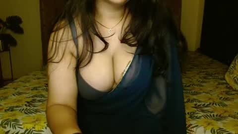 Snapshot of hoteliza6 chatting on 21, 11, 2025 Eliza i dont show face in any show online show from 21, 11, 2025