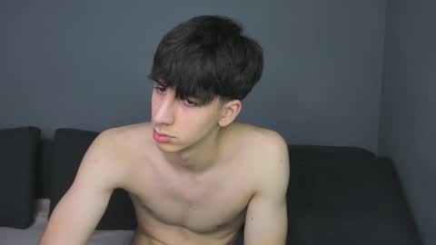 QUENTIN online show from 14, 12, 2025