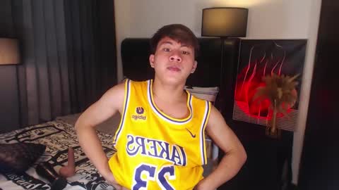 hotfucker_drei online show from 3, 10, 2025