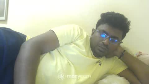 hotgluteus4321 online show from 10, 4, 2026