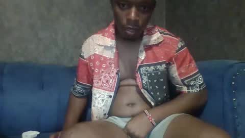 hotguyy001 online show from 27, 2, 2025