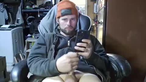 Snapshot of hothusband28931194 chatting on 17, 11, 2025 TW28 online show from 17, 11, 2025