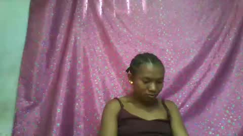 veronique online show from 25, 11, 2025