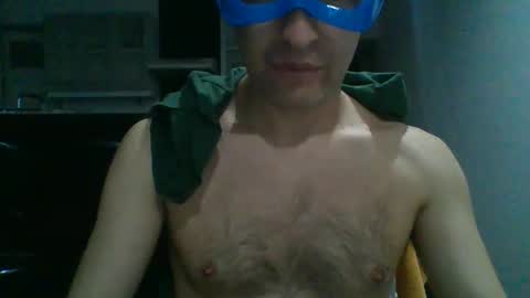 Snapshot of hotitan chatting on 1, 11, 2025 hottitan twitter Marianoshcam online show from 1, 11, 2025