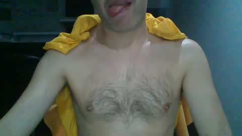 Snapshot of hotitan chatting on 9, 11, 2025 hottitan twitter Marianoshcam online show from 9, 11, 2025