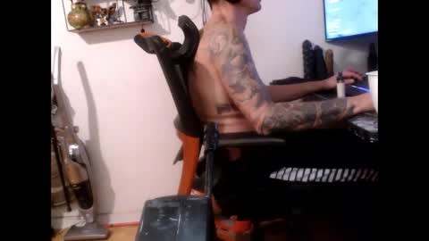 hotkinkytat online show from 20, 2, 2025