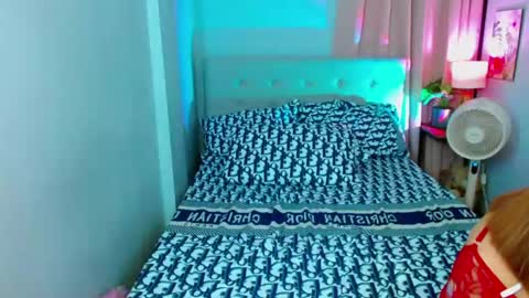 Snapshot of hotlayla_ chatting on 7, 2, 2025 Layla online show from 7, 2, 2025