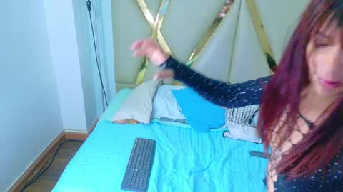 hotlittlechill online show from 21, 10, 2025