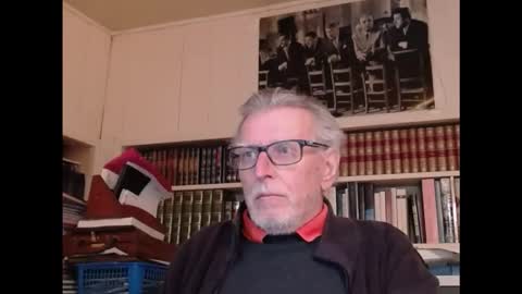 Snapshot of hotlux_54 chatting on 18, 10, 2025 hotlux_54 online show from 18, 10, 2025