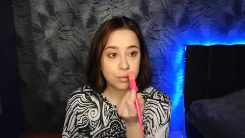 hotmariella online show from 21, 1, 2025