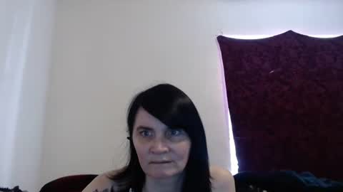 hotmodel1984 online show from 18, 12, 2024