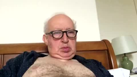 Snapshot of hotmuff99 chatting on 12, 11, 2025 hotmuff99 online show from 12, 11, 2025