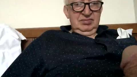 Snapshot of hotmuff99 chatting on 14, 11, 2025 hotmuff99 online show from 14, 11, 2025