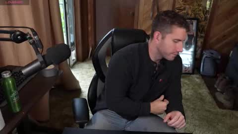 hotmuscles6t9 online show from 28, 10, 2025