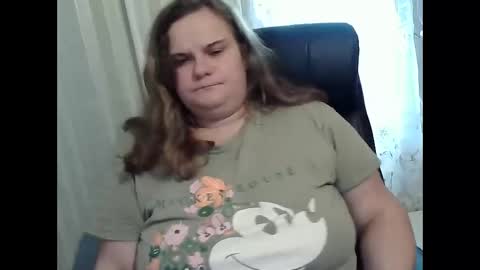 Snapshot of hotpanthers chatting on 11, 10, 2025 hotpanthers online show from 11, 10, 2025