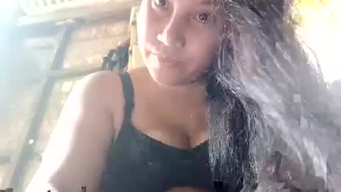 Snapshot of hotpreggymommy1993 chatting on 12, 3, 2025 hotpreggymommy1993 online show from 12, 3, 2025