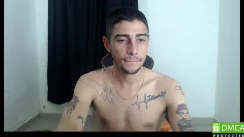 Snapshot of hotsteel420 chatting on 11, 11, 2025 hotsteel420 online show from 11, 11, 2025