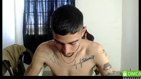 Snapshot of hotsteel420 chatting on 19, 11, 2025 hotsteel420 online show from 19, 11, 2025