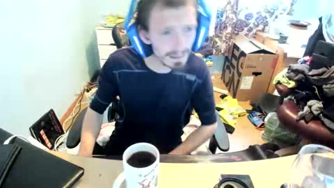 hot online show from 16, 11, 2025