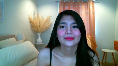 Snapshot of hotsweetangel00 chatting on 9, 12, 2024 Sweet Angel online show from 9, 12, 2024