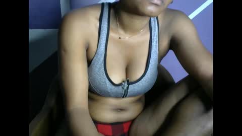 hottie baddie14 online show from 13, 9, 2025