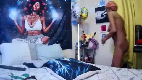 Snapshot of hottiefreckles chatting on 12, 12, 2024 Tokyodagoddess online show from 12, 12, 2024