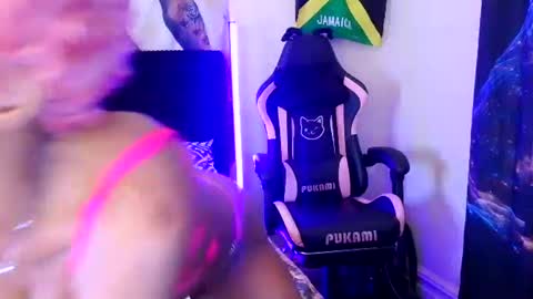 Snapshot of hottiefreckles chatting on 4, 10, 2025 Tokyodagoddess online show from 4, 10, 2025