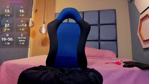  HOTTY online show from 8, 1, 2025