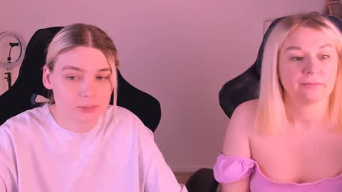 Nessie and Jessie online show from 2, 1, 2025