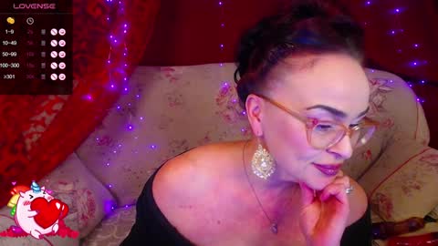 Hotzlata online show from 8, 2, 2025