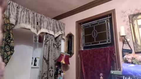 houndmefromhell online show from 2, 12, 2024