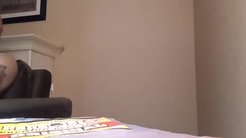 houndmefromhell online show from 11, 3, 2025