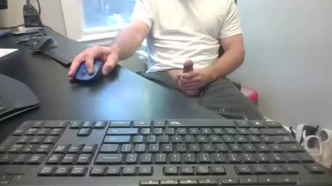 Snapshot of hoverday chatting on 19, 10, 2025 hoverday online show from 19, 10, 2025