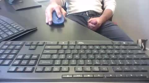 Snapshot of hoverday chatting on 22, 10, 2025 hoverday online show from 22, 10, 2025