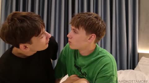 Snapshot of howardkottam chatting on 7, 3, 2026 howardkottam online show from 7, 3, 2026