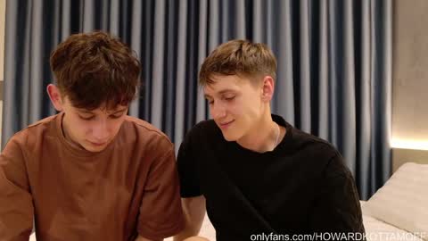 Snapshot of howardkottam chatting on 4, 4, 2026 howardkottam online show from 4, 4, 2026