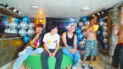 HOWENTS online show from 10, 12, 2024