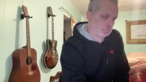 howlingatnothing online show from 4, 4, 2026